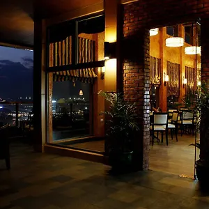 Hotel Park Tower, Ángeles